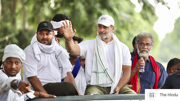 Rahul Gandhi and Tejaswi Yadav in Voter Adhikar Yatra
