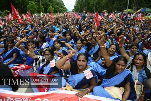 Asha Karmi Protest March faces police attack