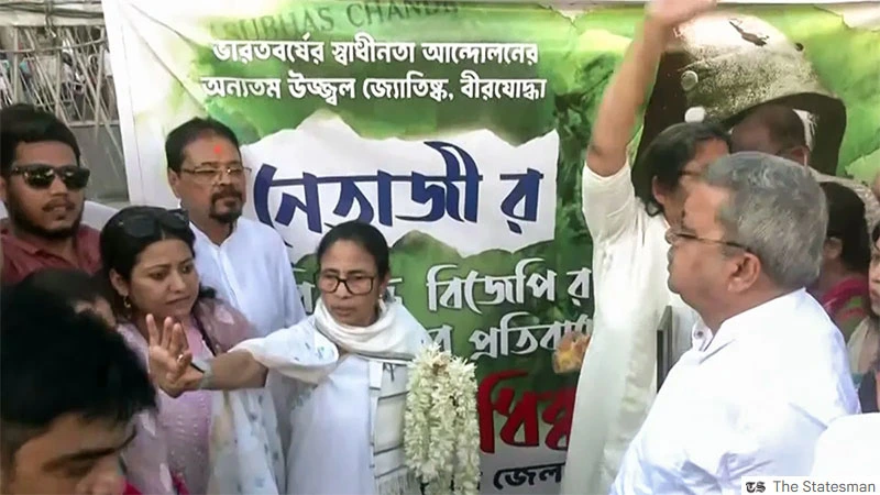 Is Chor Chor Slogan at Shyambazar giving Mamata the political mileage
